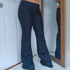 Joe's Jeans Women's Size‎ 27 Blue Denim Wide Leg Flare Dark Wash Low Rise